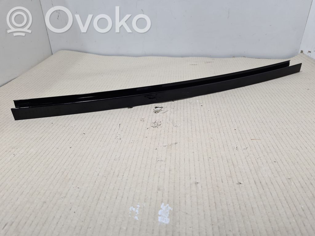 BMW X5 G05 Inne elementy wykończeniowe drzwi tylnych 