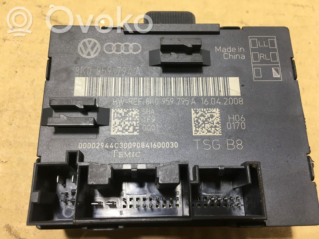 Unité de commande module de porte   8K0959794A