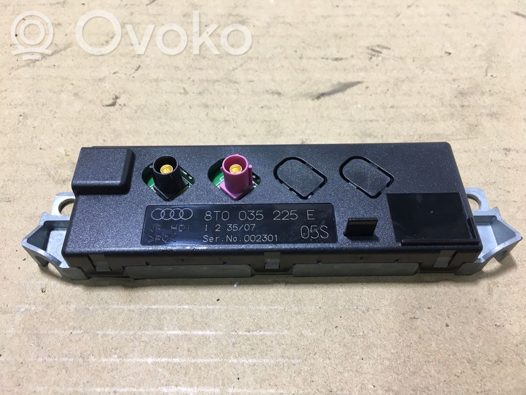 Audi A5 8T 8F Antenos stiprintuvas 