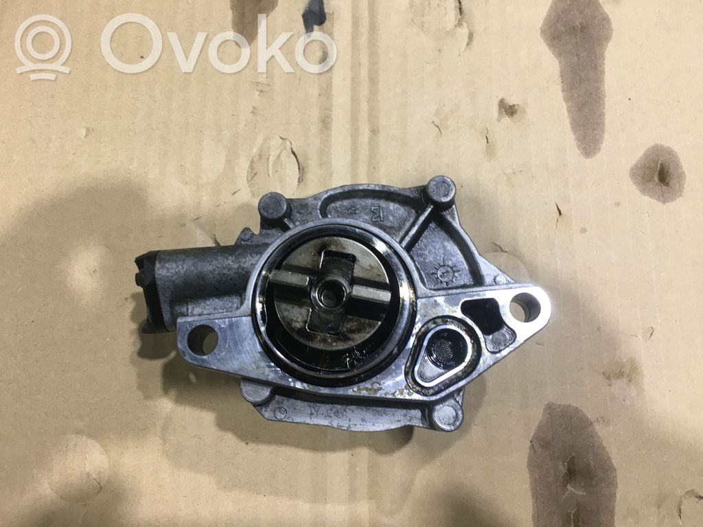 Peugeot 206 CC Vacuum pump 