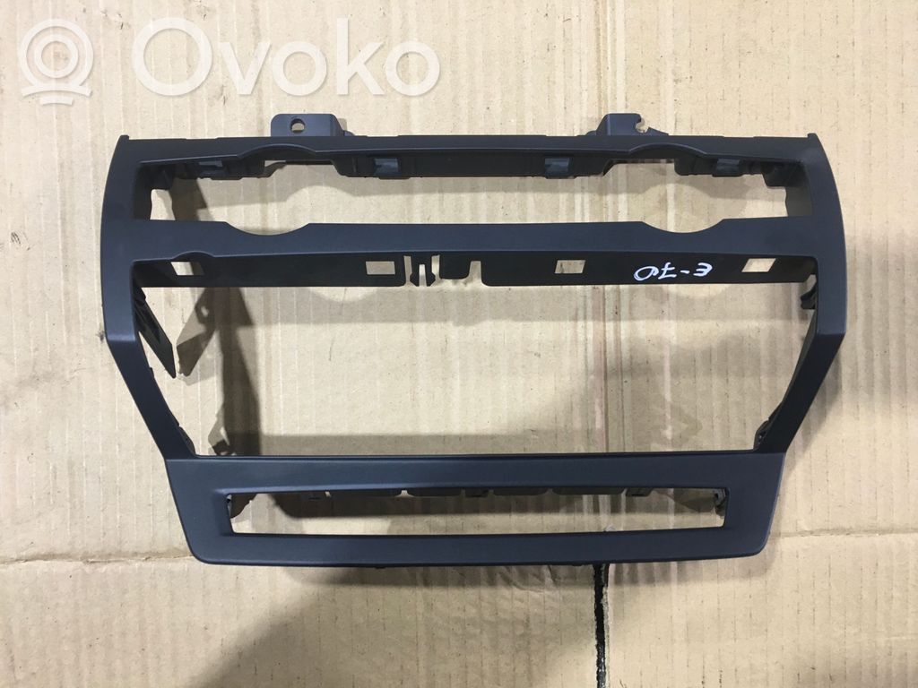 Console centrale, commande chauffage/clim   0117730