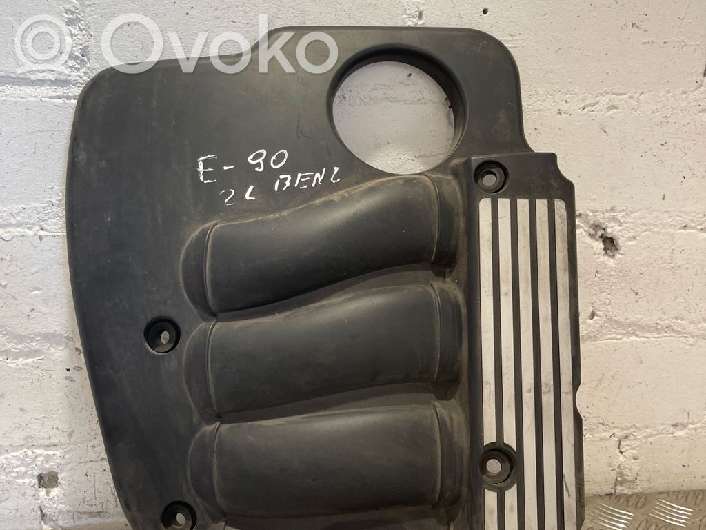 BMW 3 E90 E91 Engine cover (trim) 