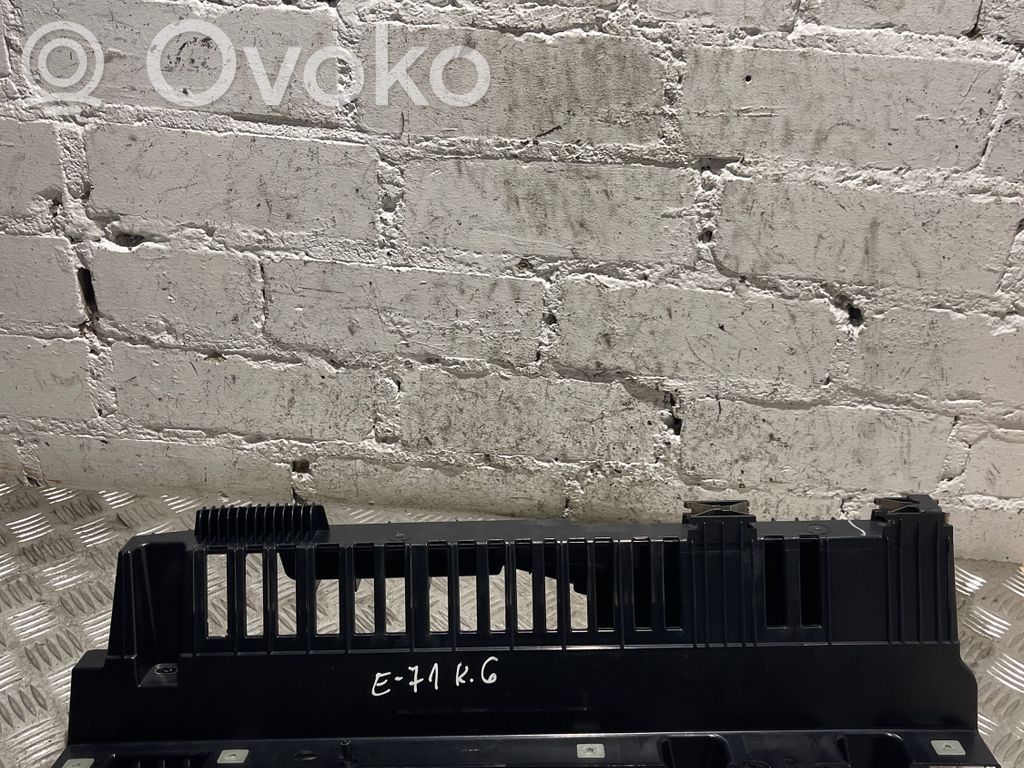 BMW X6 E71 Parcel shelf load cover mount bracket 
