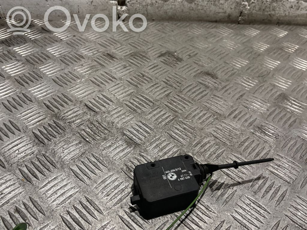 BMW 7 E65 E66 Fuel tank cap lock motor 