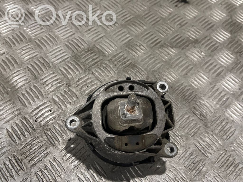 BMW 3 F30 F35 F31 Engine mount bracket 