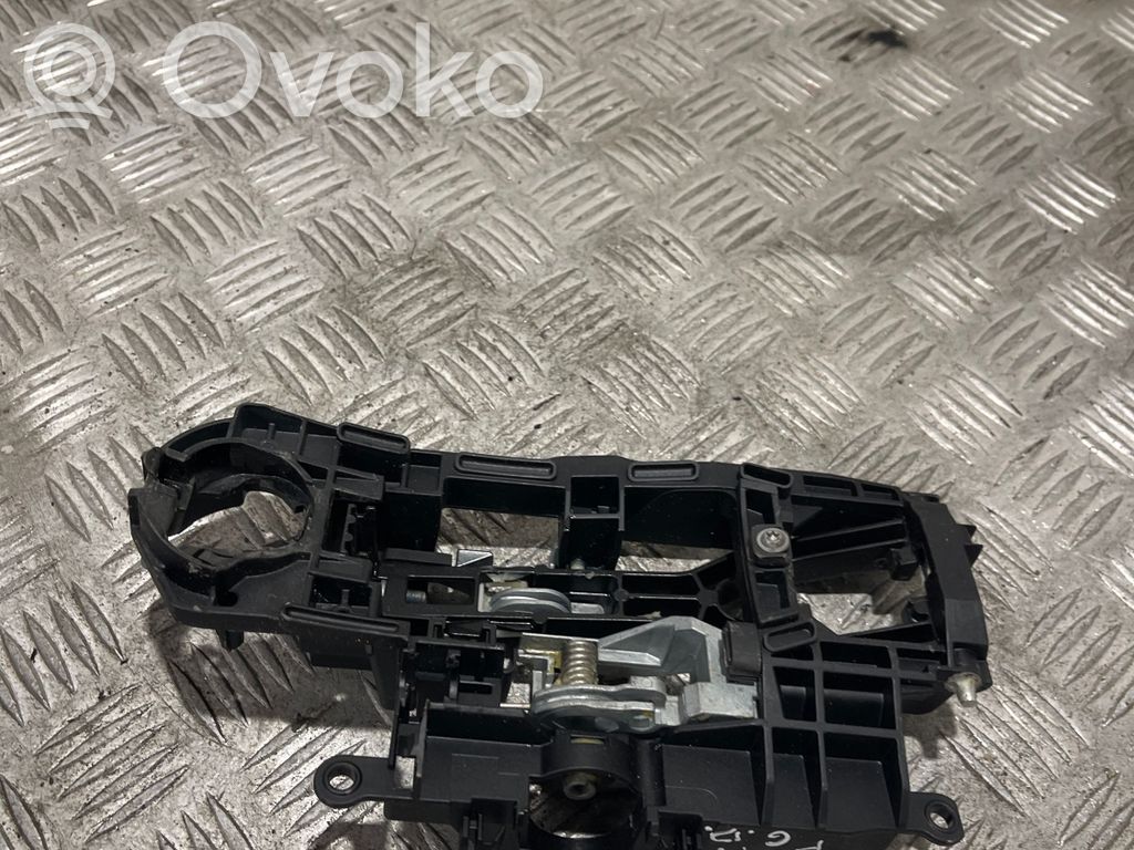 BMW 5 F10 F11 Klamka/wspornik zewnętrzny drzwi tylnych 