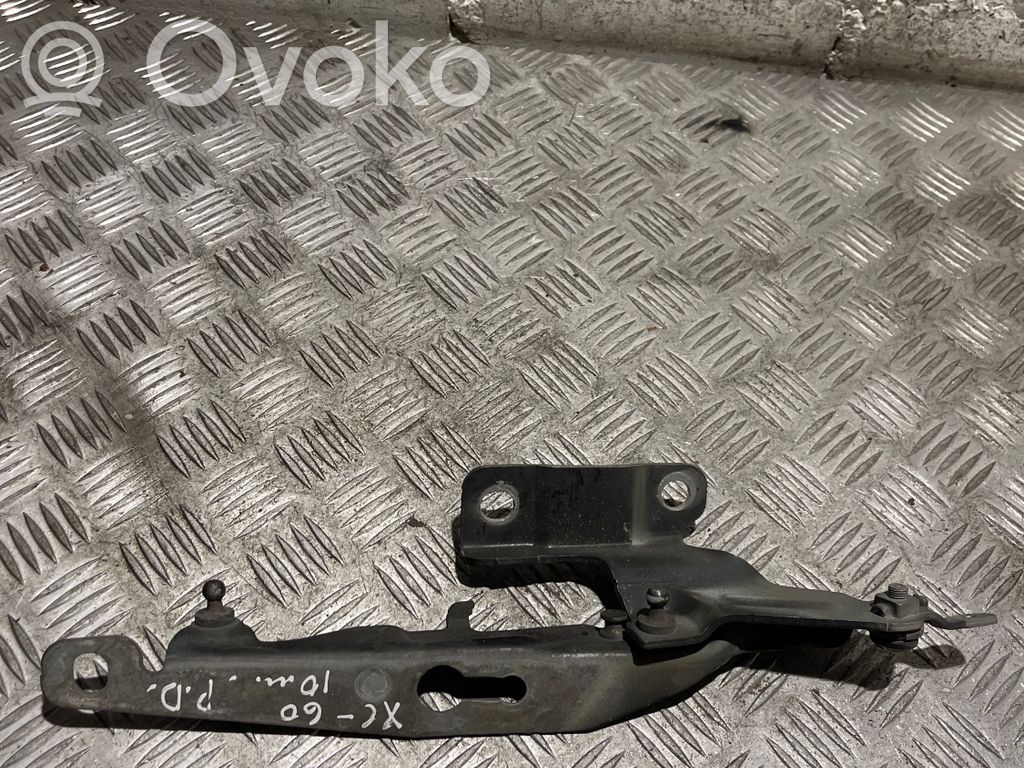 Volvo XC60 Konepellin saranat 