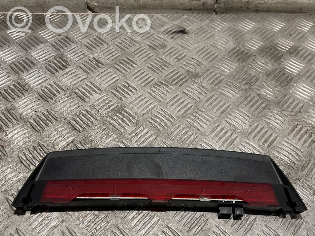 Audi A8 S8 D4 4H Papildomas stop žibintas 