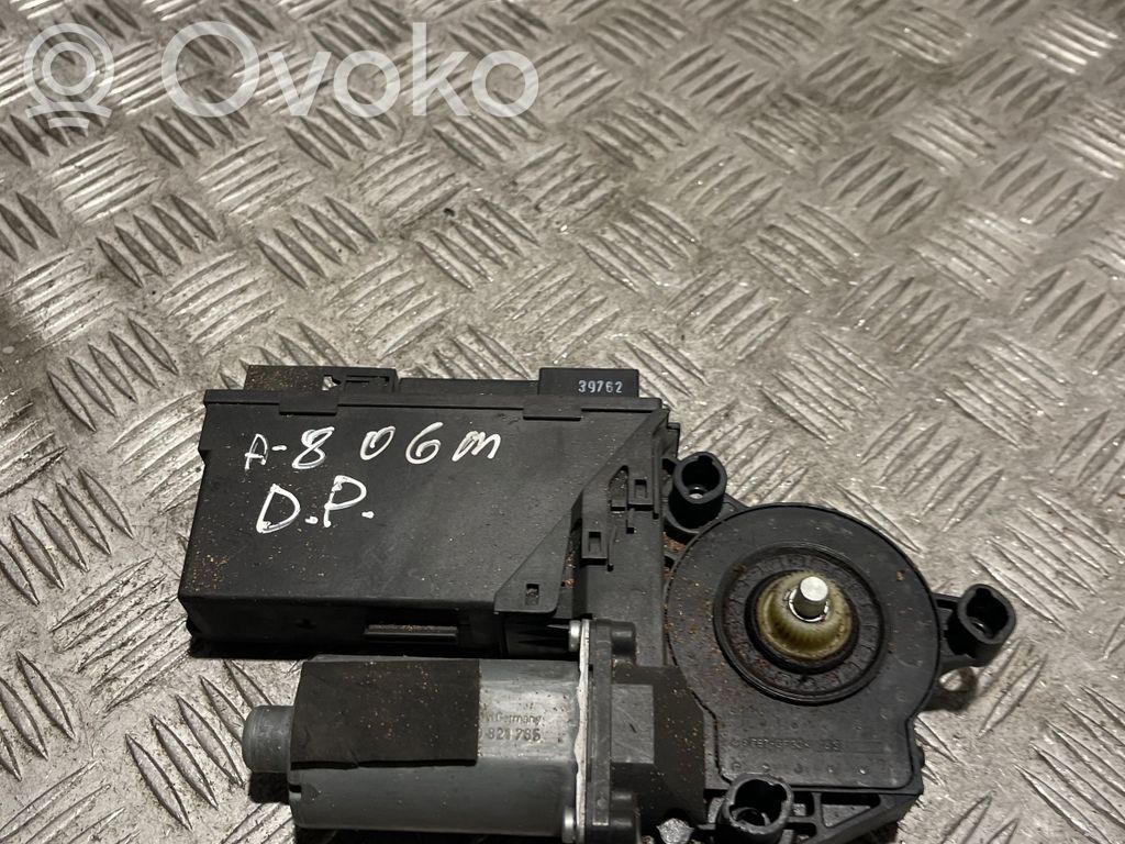 Audi A8 S8 D3 4E Front door window regulator motor 