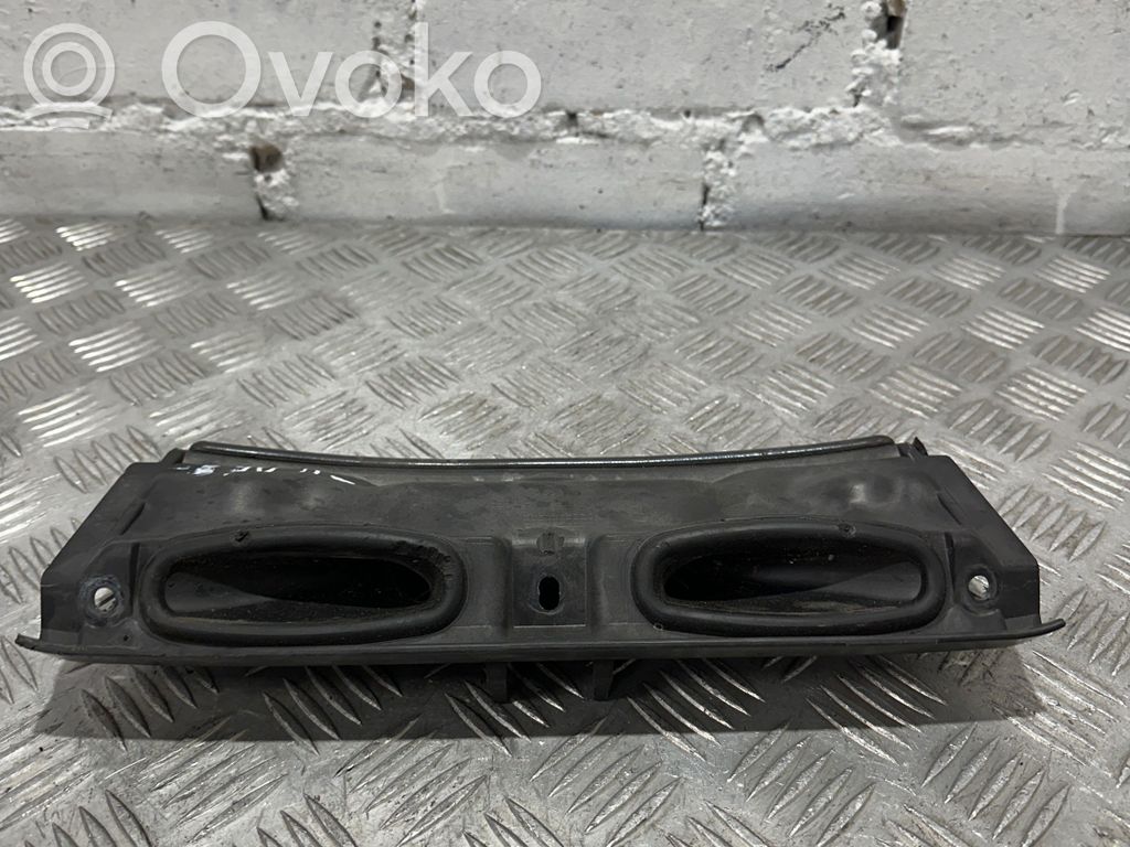 Other engine bay part   9175860