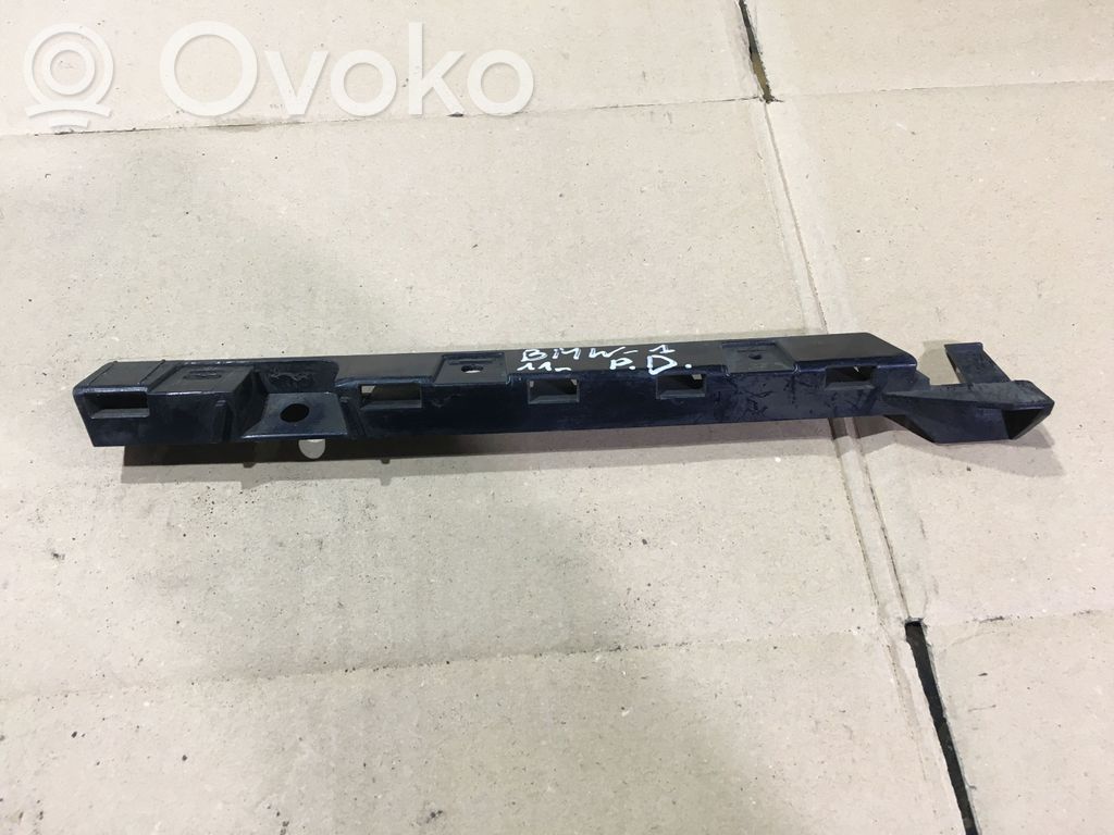 BMW 1 E82 E88 Fender mounting bracket 