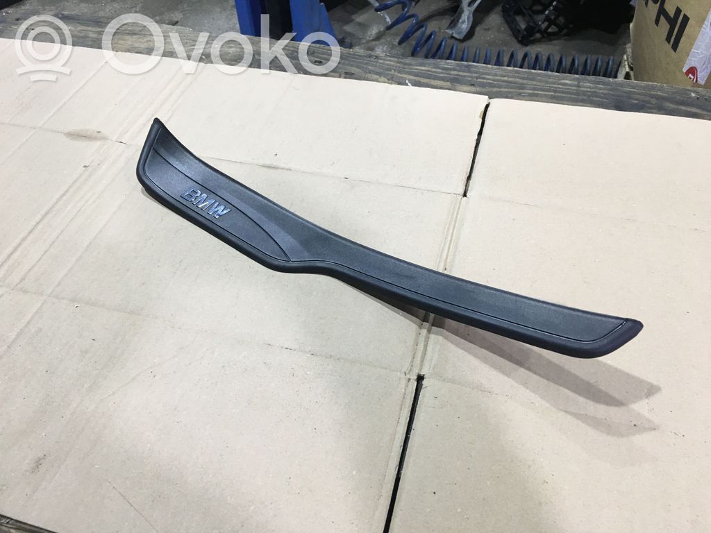 BMW 3 E90 E91 Side skirt rear trim 