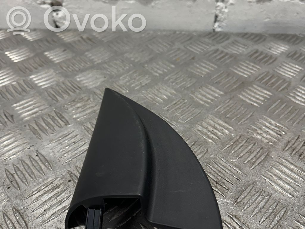KIA Sportage Inne elementy wykończeniowe drzwi przednich 
