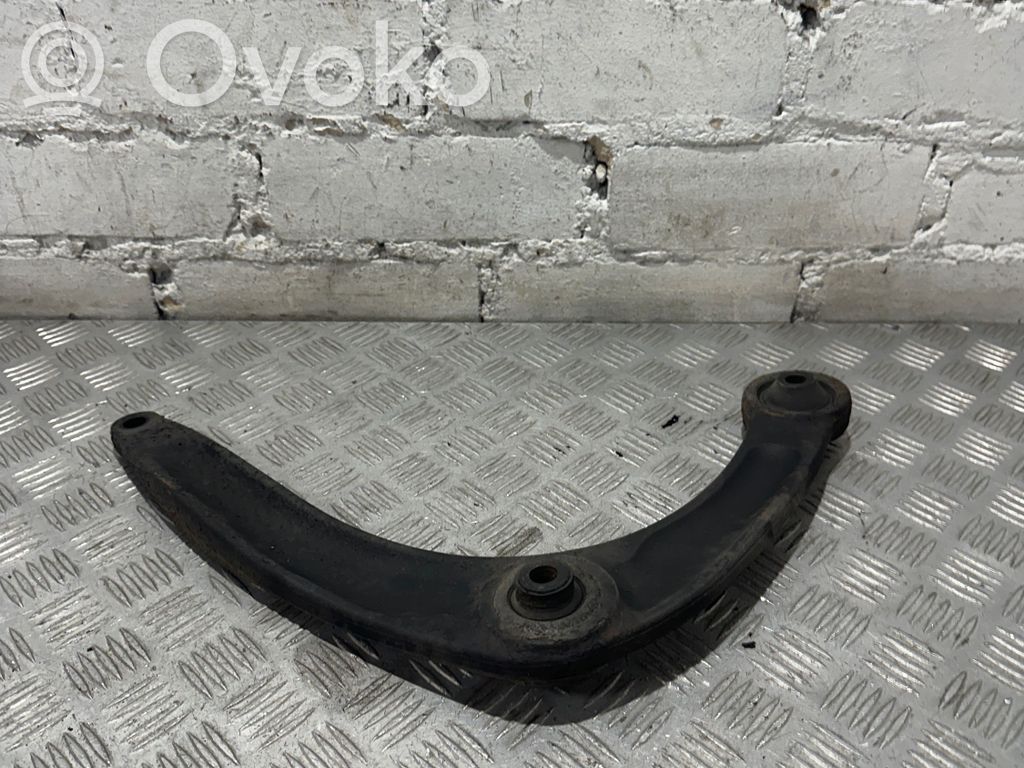 Citroen C4 I Front lower control arm/wishbone 
