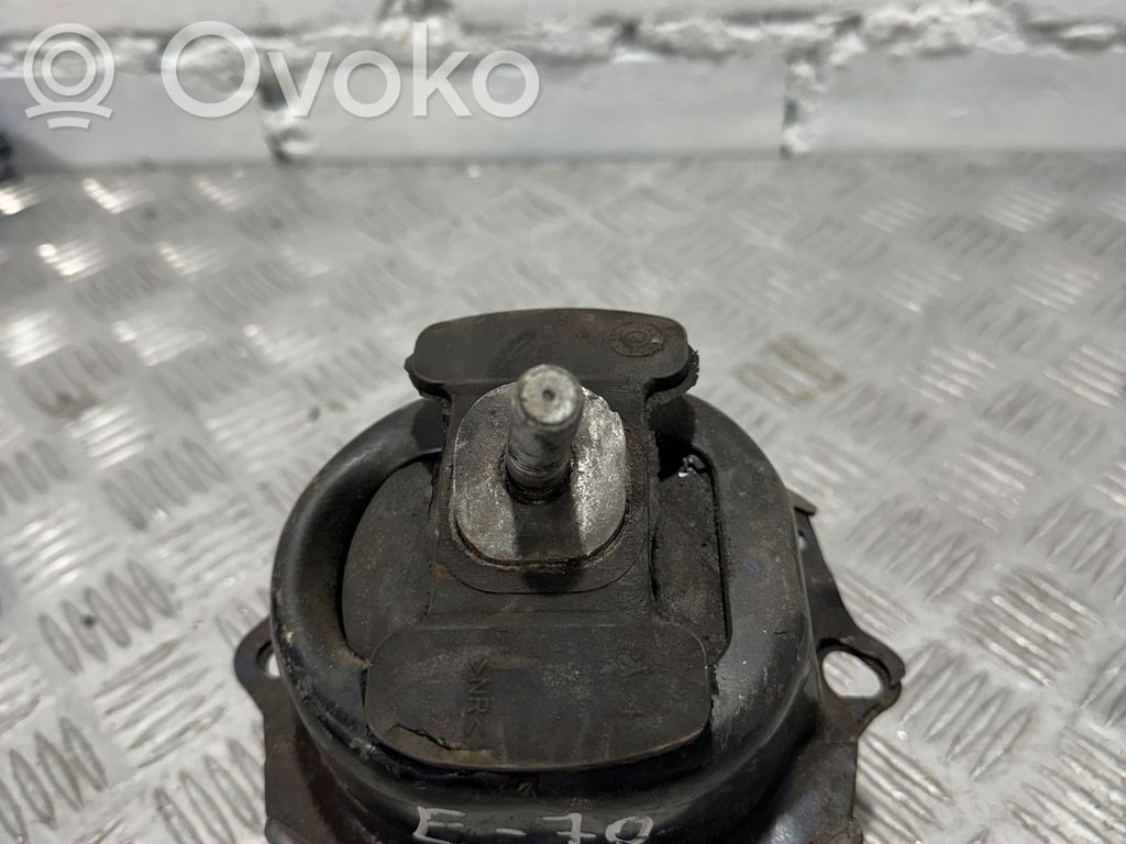 BMW X5 E70 Engine mount bracket 