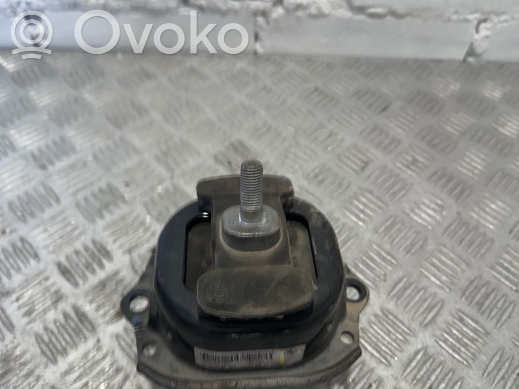 BMW X5 F15 Engine mount bracket 