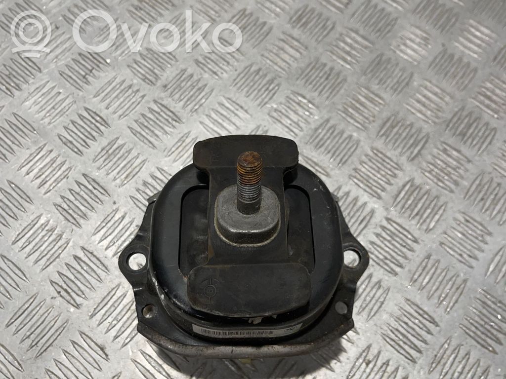 BMW X5 F15 Engine mount bracket 