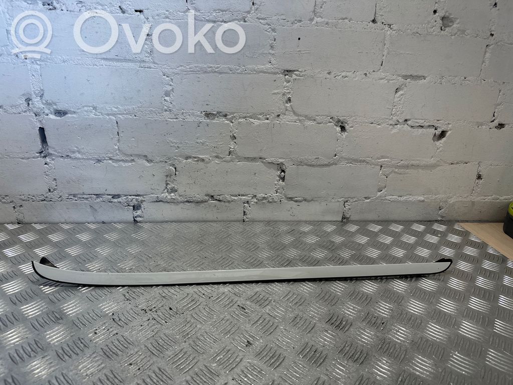 BMW X5 E70 Windshield trim 