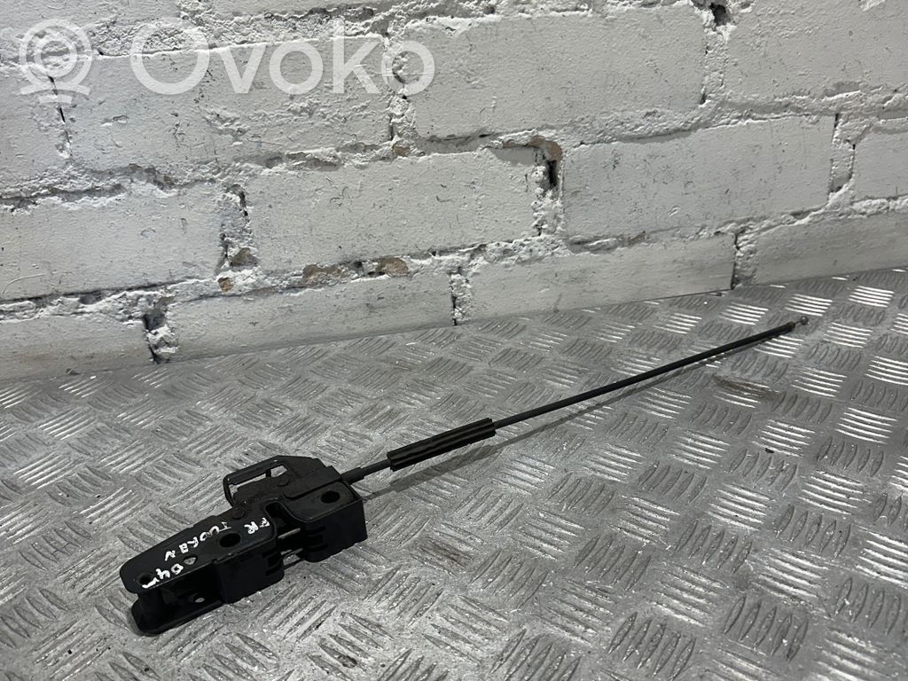 Volkswagen Touran I Engine bonnet/hood lock/catch 