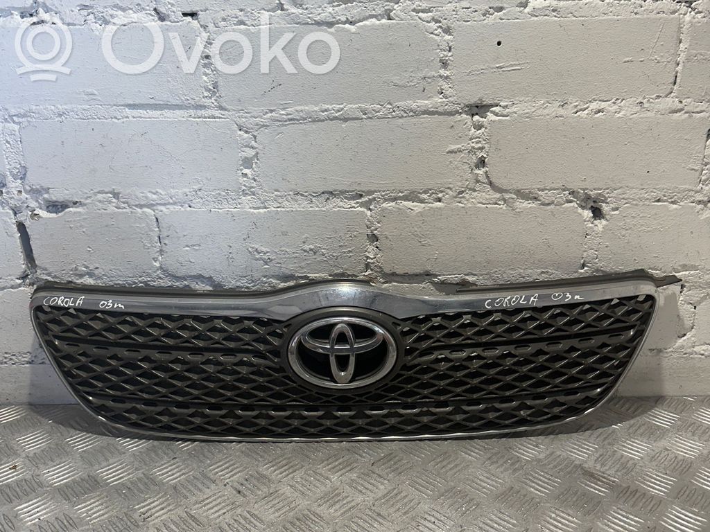 Mazda 5 Etupuskurin ylempi jäähdytinsäleikkö 