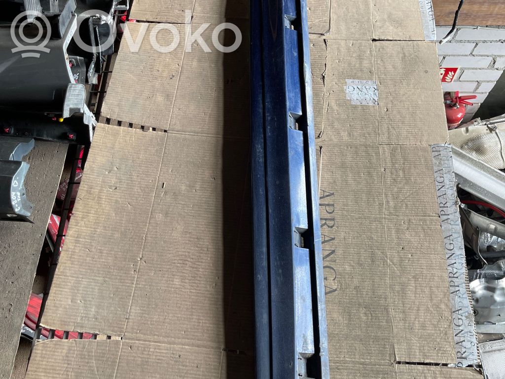Volkswagen PASSAT CC Moldura protectora del borde delantero 