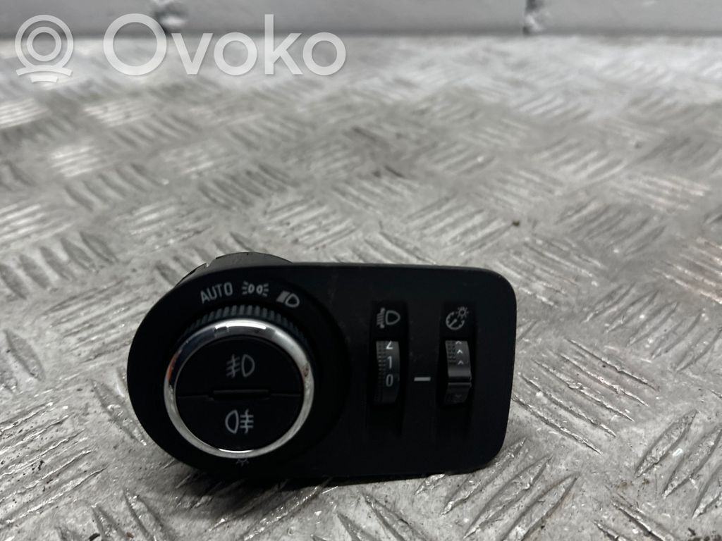 Opel Astra K Light switch 