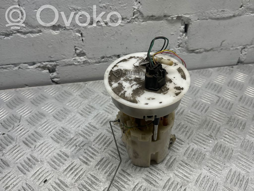 Mazda 2 Bomba interna de combustible 