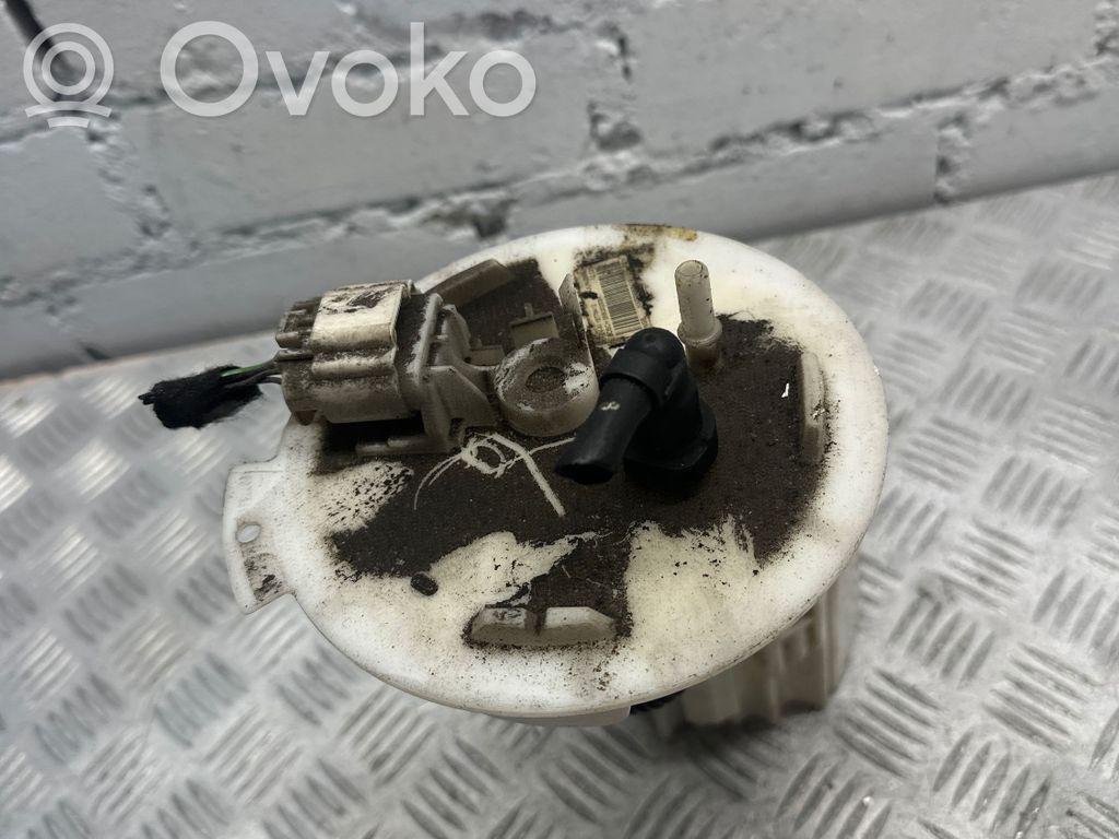 Opel Insignia A Pompa paliwa w zbiorniku 