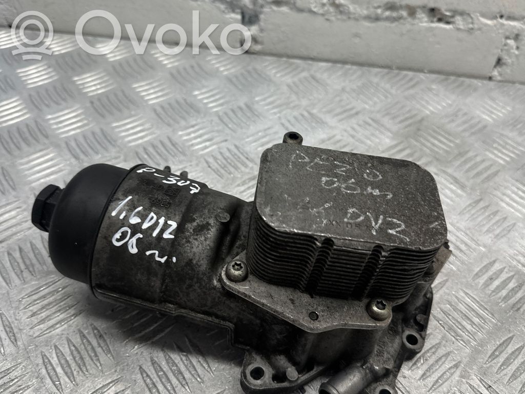 Peugeot 307 Öljynsuodattimen kannake 
