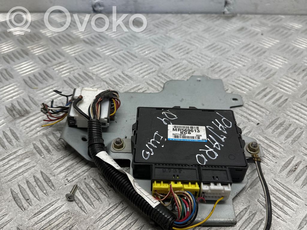 Mitsubishi Pajero Moduł / Sterownik komfortu 