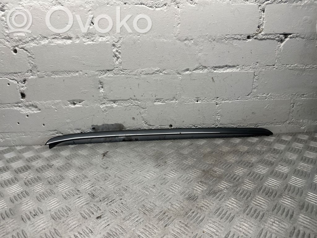 BMW X5 E70 Windshield trim 