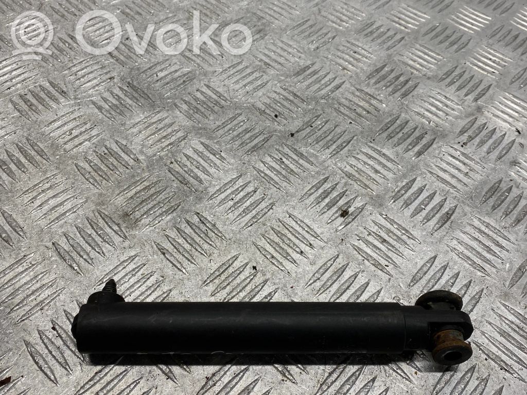 BMW X5 E70 Tailgate/trunk strut/damper 