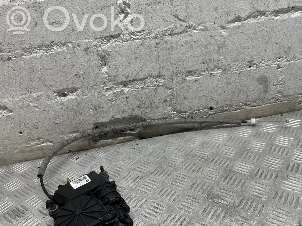 BMW 5 GT F07 Siłownik elektryczny podnoszenia klapy tylnej / bagażnika 