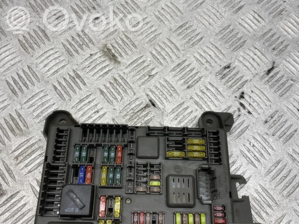 BMW X5 E70 Fuse module 