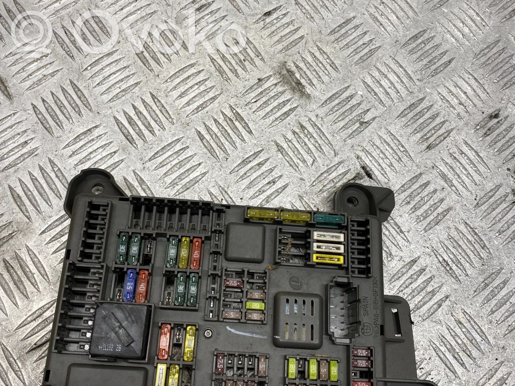 BMW X5 E70 Fuse module 