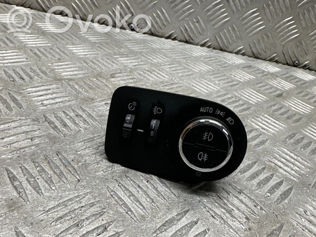 Opel Astra K Light switch 