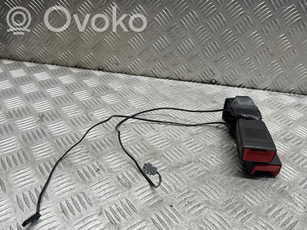 Opel Astra K Hebilla del cinturón del medio (trasero) 