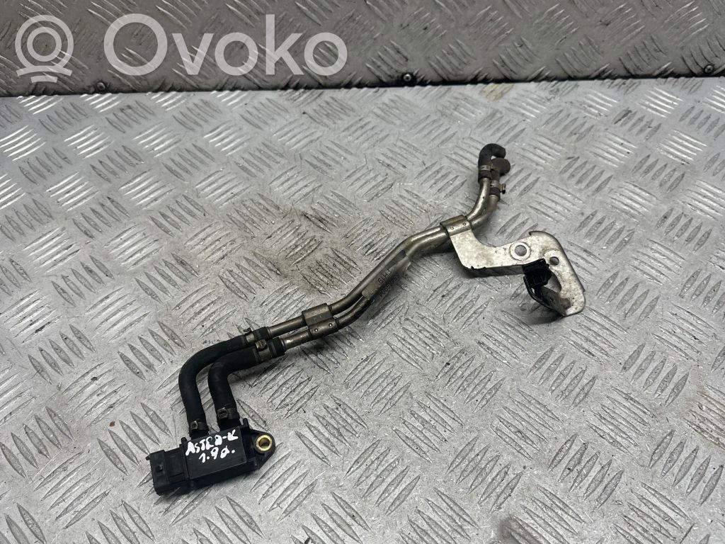 Opel Zafira B Czujnik ciśnienia spalin 