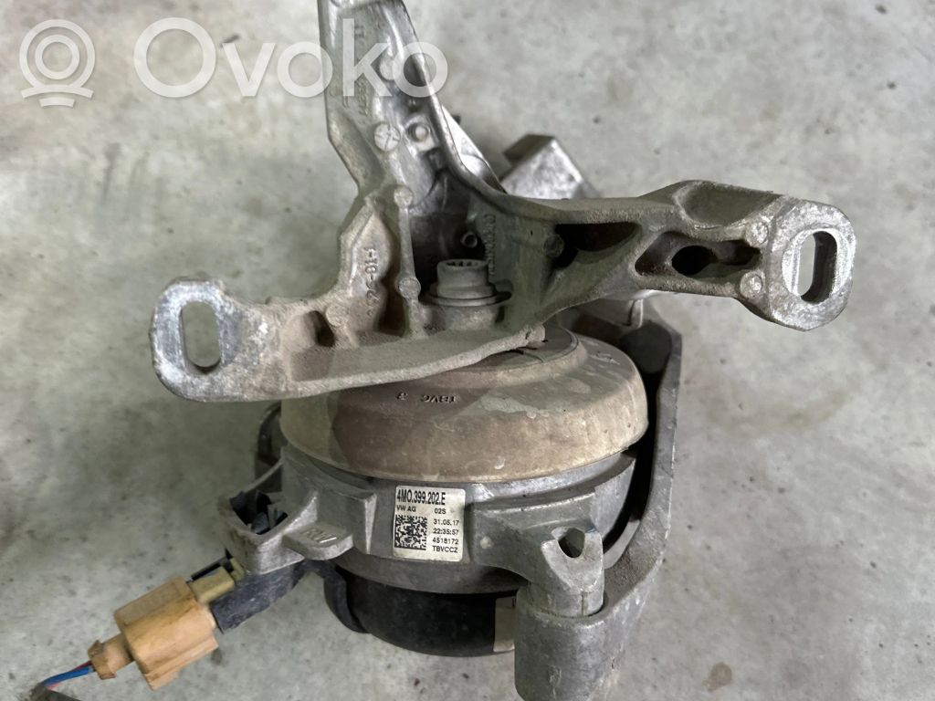 Audi Q7 4M Engine mount bracket 