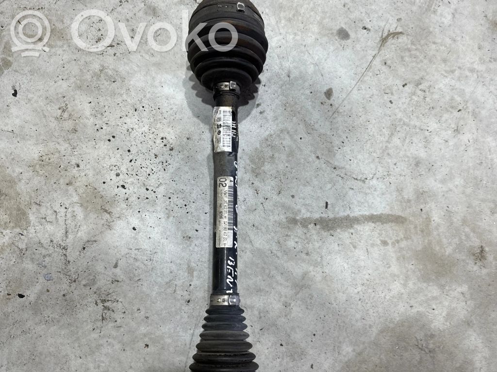 Volkswagen Golf VI Front driveshaft 