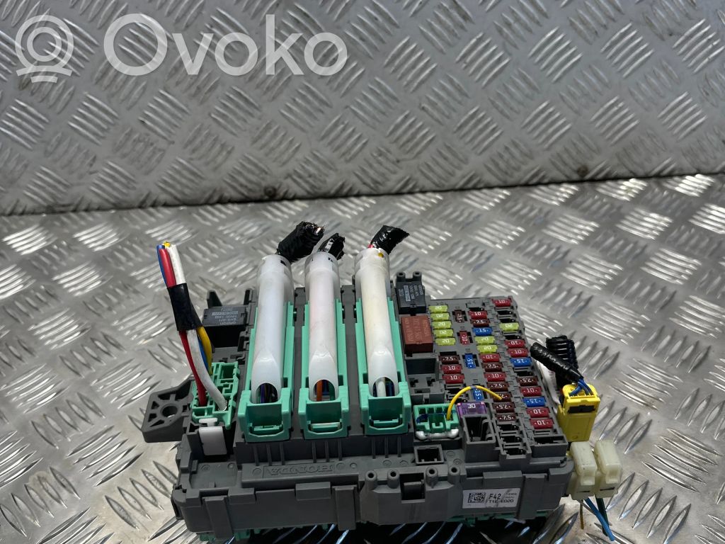 Honda CR-V Fuse module 