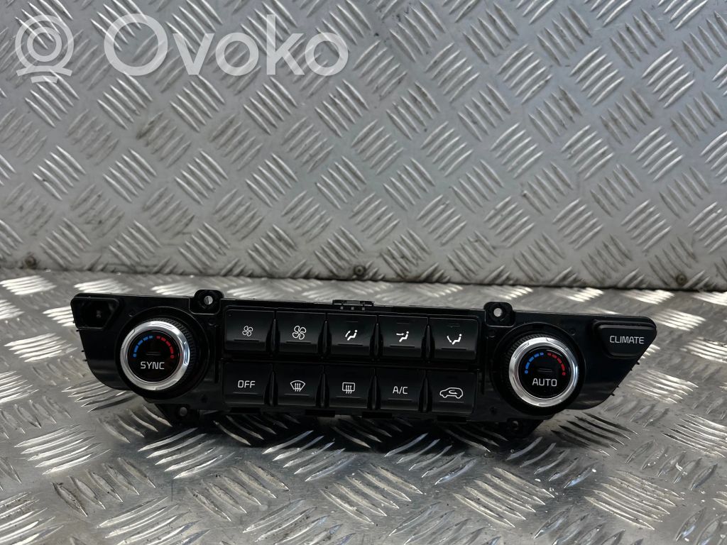 KIA Sportage Climate control unit 