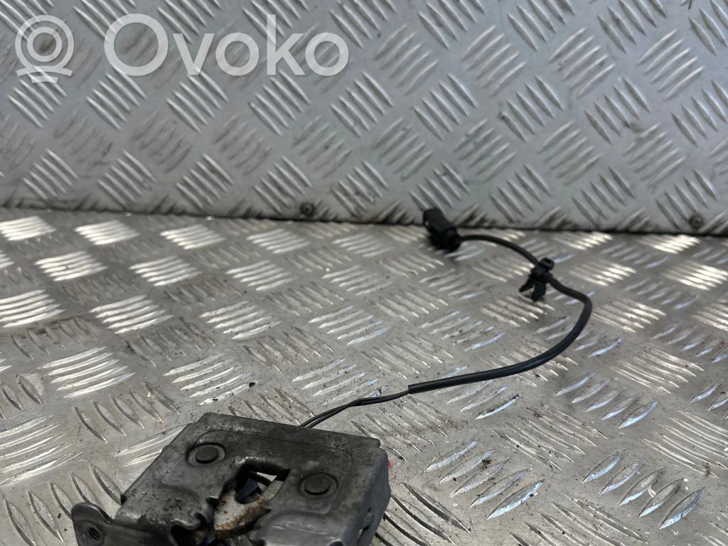 BMW X5 F15 Spyna variklio dangčio 