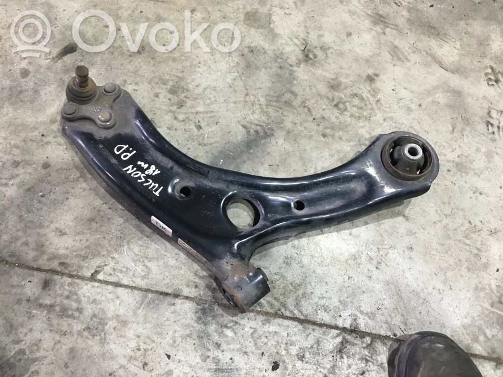 Hyundai Tucson TL Dolny wahacz przedni 