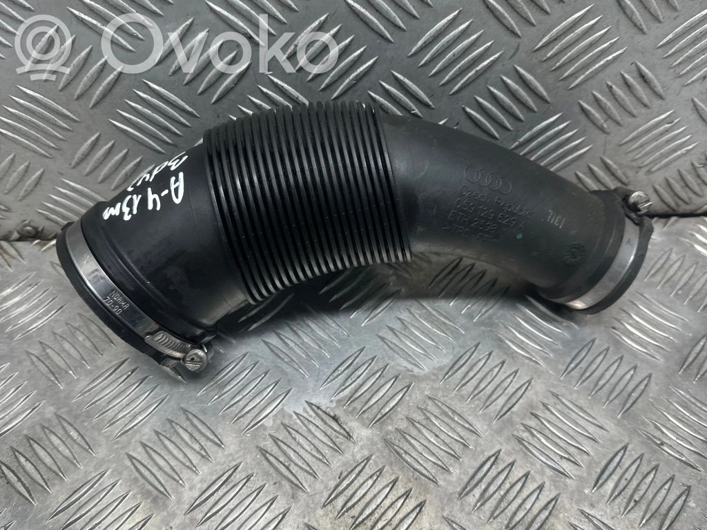Audi A4 S4 B8 8K Oro paėmimo kanalo detalė (-ės) 