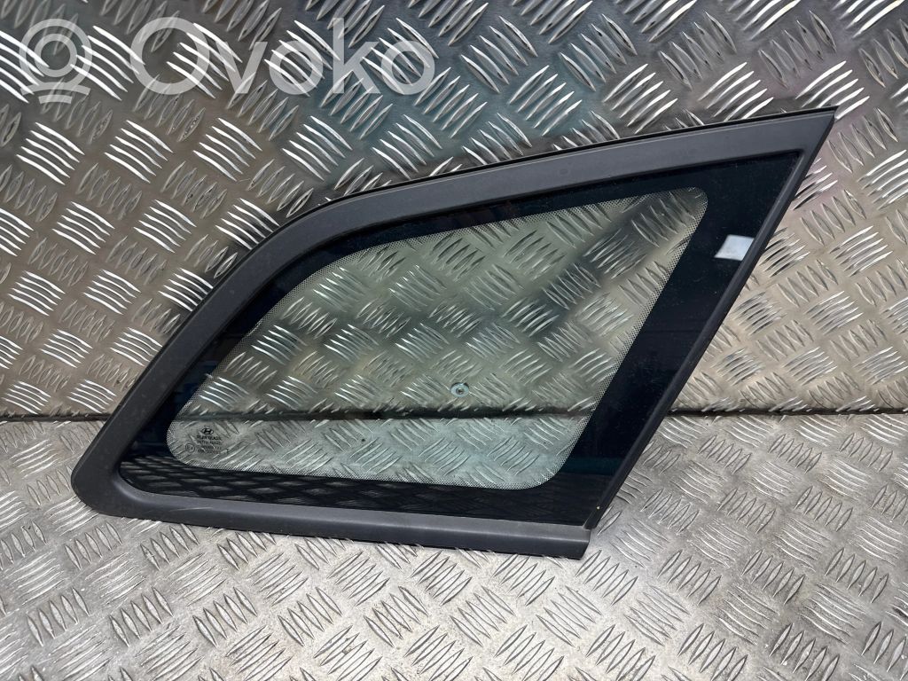 Hyundai i30 Rear side window 