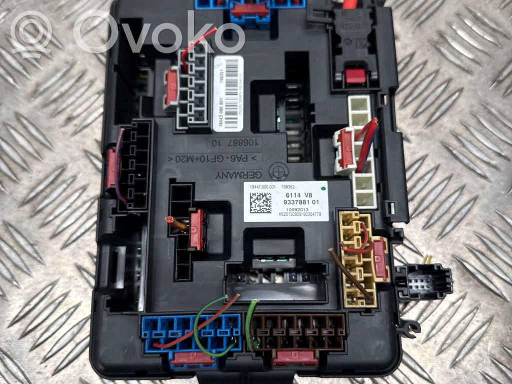 BMW 3 F30 F35 F31 Fuse module 