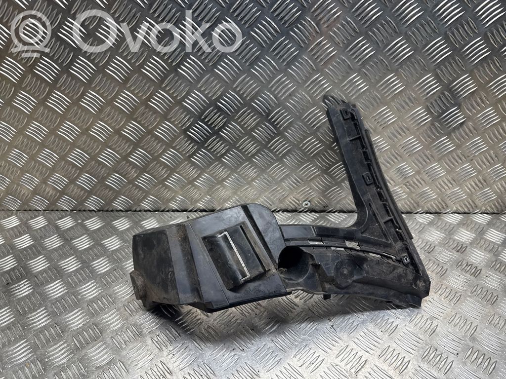 Volvo XC90 Aizmugurējā bufera montāžas kronšteins 