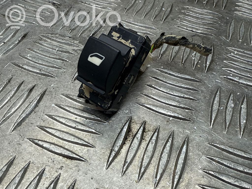 Opel Corsa F Electric window control switch 