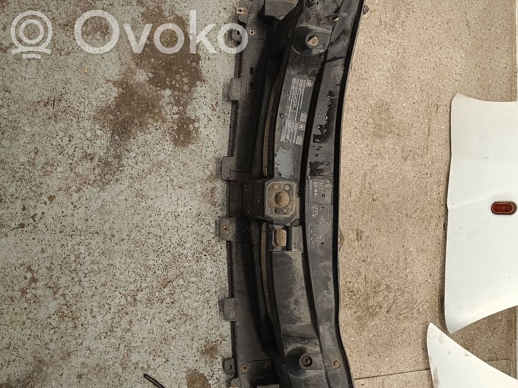 Renault Trafic II (X83) Radiatorių panelė 